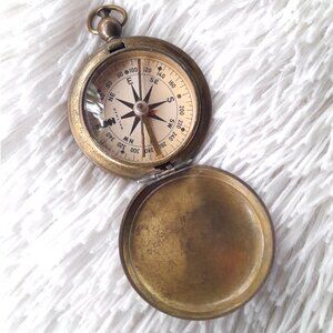 Vintage Brass WW2 Waltham Compass Pocket Size-VIEW FULL DESCRIPTION